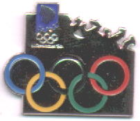 Logo pin with large rings